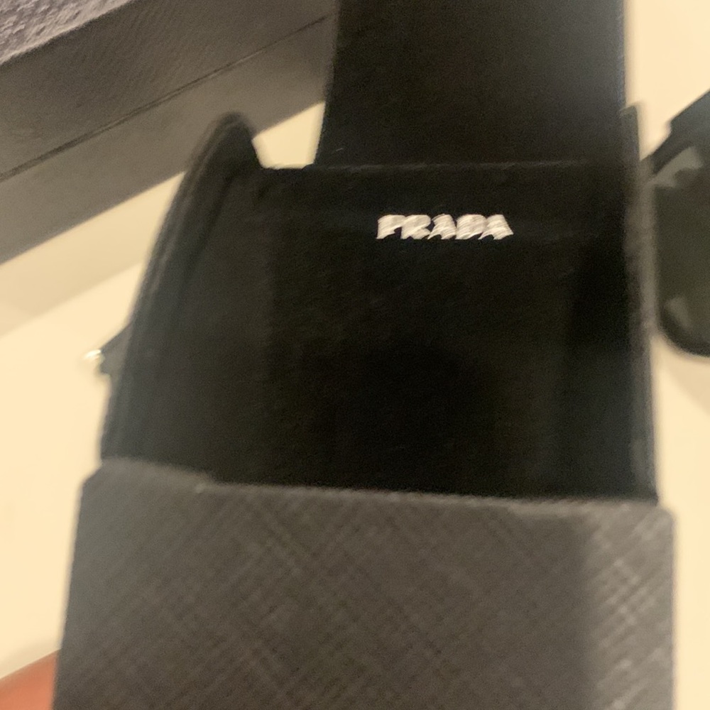 NEW PRADA PR 22YS 1AB5S0 BLACK DARK GREY AUTHENTIC SUNGLASSES 58-15 “Wide Frame” - Picture 6 of 10